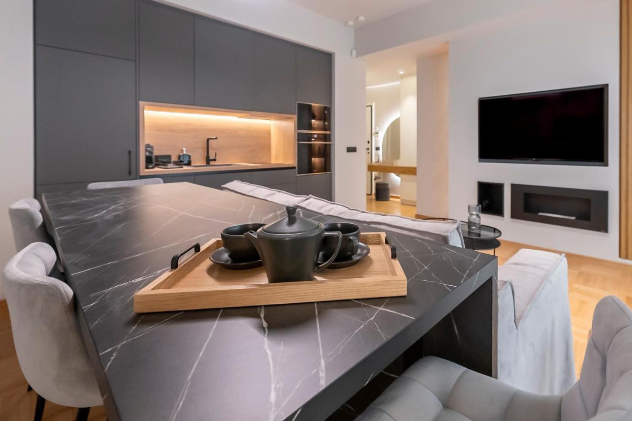 Appartamento Phaedrus Living Luxury Flat Kolonaki Center Atene Esterno foto